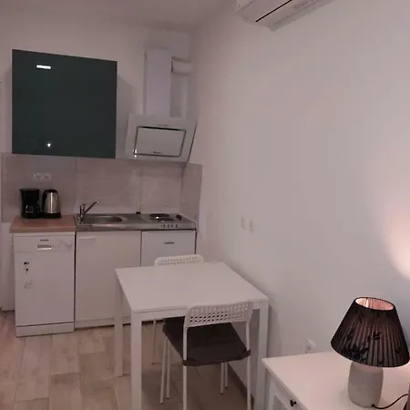 Promenada Apartman *